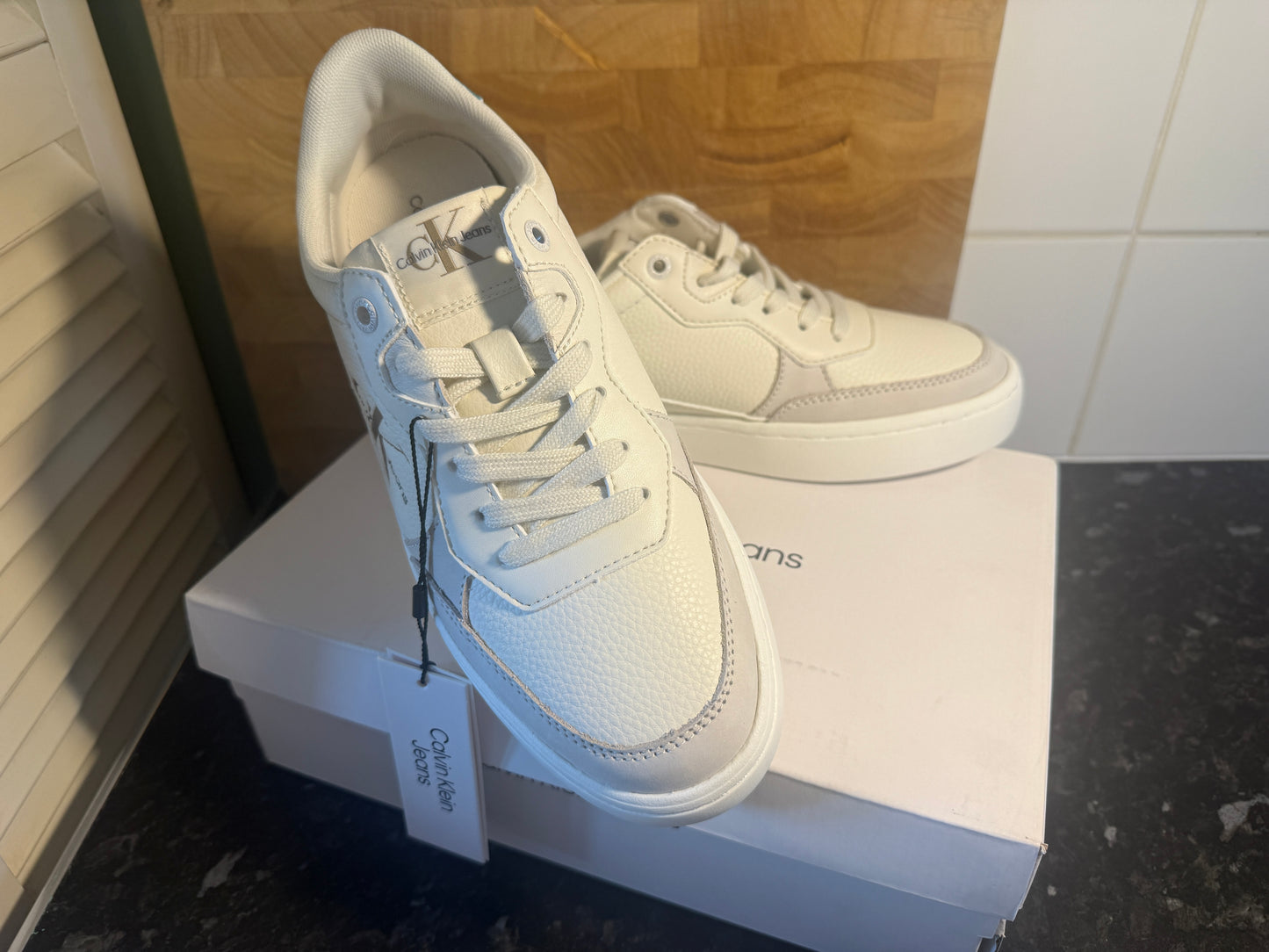 Calvin Klein Jeans Classic Cupsole Trainers – Cream White / Bahama Green