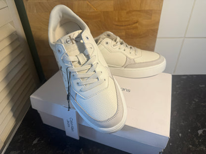 Calvin Klein Jeans Classic Cupsole Trainers – Cream White / Bahama Green